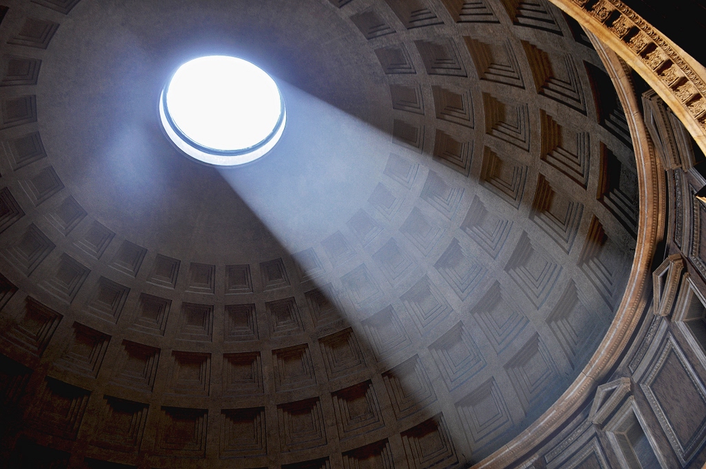 Pantheon: dizionario, significato e curiosità