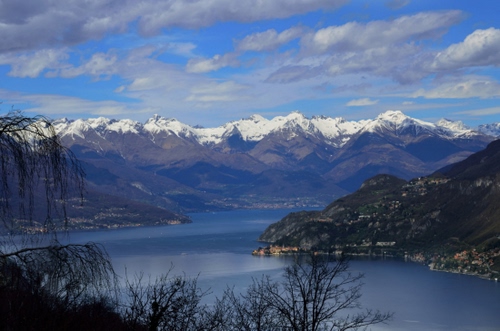Immagine con lago, neve, montagne, nuvole, panorama, montagna, acqua, inverno, paesaggio, alberi