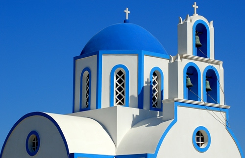 Immagine con bianco, campane, chiesa, azzurro, croci, blu, cupola, campanile