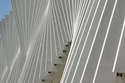 Immagine con bianco, architettura, linee, astratto, stazione, expo, padiglione, cielo, prospettiva