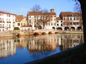 alberi, ponte, archi, acqua, case, riflesso, finestre, fiume, palazzi, riflessi, treviso, tetti, portici, cielo, dante, comignoli, porte