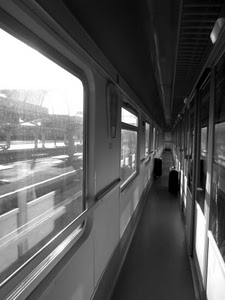 treno, corridoio, bianconero, finestrini, vagone, scompartimenti, valigie, prospettiva, stazione, nero, finestre, vetro, velocità, bianco, finestrino, porte