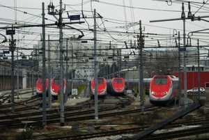 treni, binari, stazione, rosso, fili, pali, rotaie, cielo, locomotori, scambi, locomotive, auto, ferrovia
