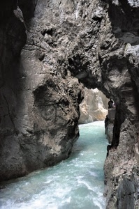 acqua, fiume, roccia, arco, mare, rocce, montagna, torrente, gola, azzurro, grotta