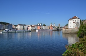 acqua, case, fiume, azzurro, riflessi, cielo, campanili, verde, riflesso, lago, panorama, bianco, porto, vegetazione, palazzi, barche, finestre