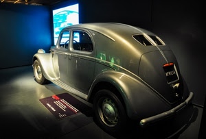 auto, epoca, museo, ruote, aprilia, automobile, grigio, riflessi, esposizione, mostra, lancia