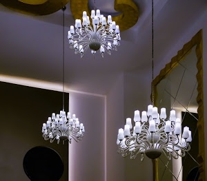 lampadari, bianco, tre, luci, specchio, vetro, soffitto, cerchio, cornice, rombi, bracci, specchi, luce, riflessi, lampadario, oro, ombre, stanza, catena, parete