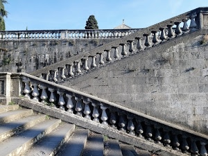 balaustra, scala, cielo, scalini, albero, azzurro, colonnine, scalinata, pietra, balaustre, scale, gradini, alberi, muro, diagonale, ombra, edificio, salita
