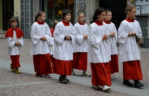 rosso, bianco, chierichetti, ragazzi, processione, preghiera, bambini, tunica