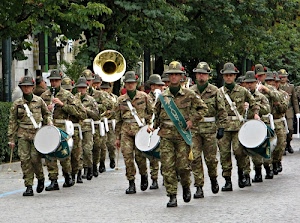 alpini, banda, tamburi, alberi, strumenti, divise, divisa, cappelli, esercito, mimetica, ottoni, uniformi, cappello, musicale, soldati, tuba, verde, uniforme, sfilata, militare, musica