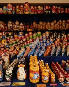 colori, giocattoli, orsetti, matriosche, bambole, pinguini, pupazzi, negozio, bamboline, souvenir, esposizione, multicolore, matrioske