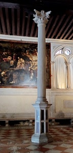 colonna, capitello, quadro, pavimento, museo, finestra, marmo, bifora, colonne, arco, travi, bicolore, chiesa, palazzo, dipinto, interno, soffitto, archi, base