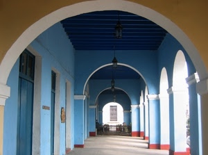 azzurro, archi, porte, lampioni, porticato, portico, portici, arco, cancello