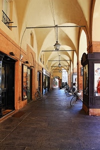 archi, biciclette, lampioni, portico, negozi, portici, porticato, bici, pilastri, vetrine