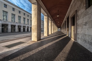 ombre, prospettiva, portici, colonne, portico, lampioni, ombra, nuvole, finestre, marmi