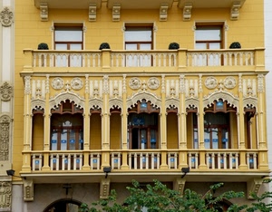 finestre, balconi, balcone, liberty, giallo, palazzo, colonne