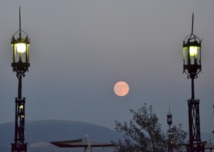 lampioni, luna, cielo, sera, luce, montagna, rami, luci, due