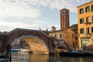 ponte, campanile, canale, barche, acqua, torre, barca, pali, case