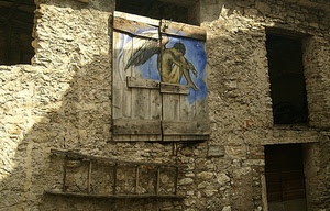 angelo, scala, ali, muro, dipinto, finestre, legno, murales, casa, azzurro, ante, pietre, disegno, affresco, finestra