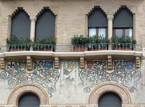finestre, balcone, archi, balconi, liberty, piante, murales, tapparelle, decorazioni, palazzo, vasi