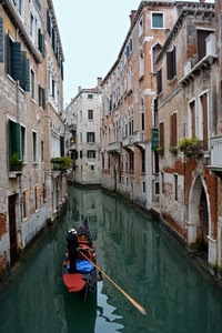 gondola, venezia, canale, acqua, gondoliere, riflessi, palazzi, case, remo