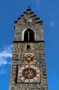 orologio, stemma, bifora, cielo, campanile, torre, nuvole, finestra, lancette, numeri, azzurro, ore