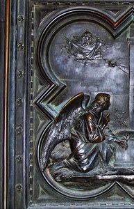 angelo, ali, portone, porta, bronzo, bassorilievo, rilievo, chiesa