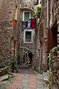 finestre, panni, piante, vicolo, arco, pietra, case, archi, mattoni, bucato, vasi, via, strada, porte, portoni, stesi