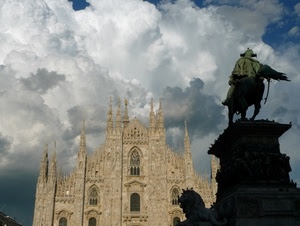 nuvole, duomo, milano, monumento, statua, guglie, chiesa