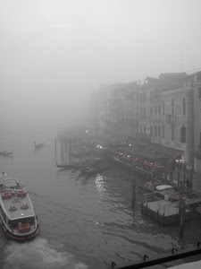 nebbia, gondole, venezia, acqua, palazzi, canale, vaporetto, luci, case, barche, barca