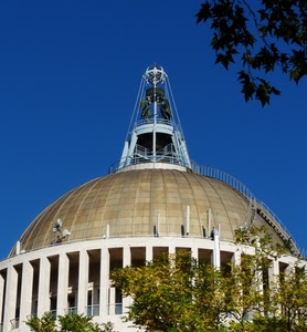 cupola, foglie, pilastri, cielo, chiesa, ringhiera, alberi, scale, oro, colonne, statue