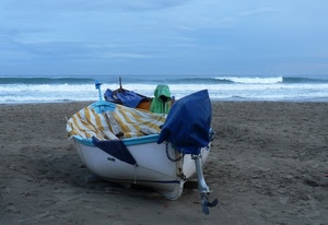 mare, spiaggia, motore, sabbia, barca, onde, cielo, blu, elica, telo, azzurro, nuvole, giallo, barche, bianco, acqua, righe