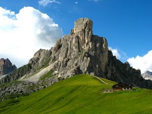 montagna, nuvole, verde, cielo, baita, prati, roccia, casa, rocce, prato, cima