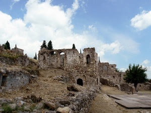 ruderi, nuvole, rovine, alberi, cielo, sassi, archi, pietre, verde, rudere