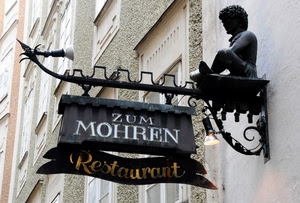 insegna, ferro, ristorante, statua, muro, palazzo, scritta, finestre