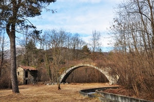 ponte, alberi, casa, canale, arco, ruderi, rudere