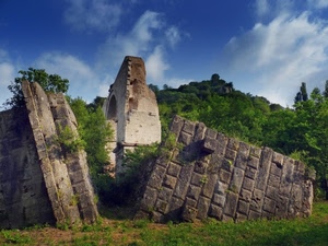 verde, ruderi, nuvole, arco, rovine, cielo, erba, rudere, ponte, piante, alberi