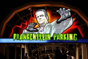 insegna, mostro, mani, parcheggio, scritta, frankenstein, persone, verde, colori, cinema, luci