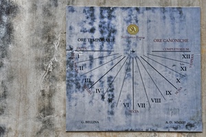 meridiana, numeri, ore, muro, scritte, orologio, linee