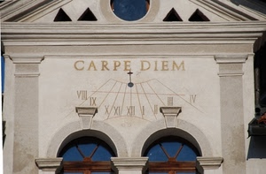 meridiana, numeri, archi, scritta, finestre, orologio, tempo, capitelli, scritte, romani