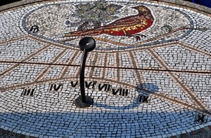 mosaico, meridiana, numeri, uccello, ombra, gnomone