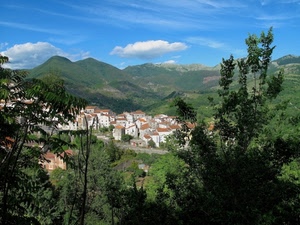 alberi, paese, panorama, cielo, montagne, nuvole, case, verde, montagna, borgo
