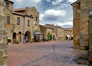 piazza, nuvole, case, cielo, borgo, paese, finestre, arco