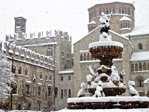 neve, fontana, inverno, merli, castello, piazza, chiesa, torre, bianco
