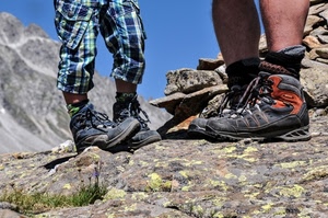 montagna, gambe, scarponi, scarpe, roccia, cielo, piedi, erba, rocce, lacci