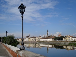 fiume, riflessi, lampioni, lampione, cupola, cielo, firenze, nuvole, campanile, riflesso