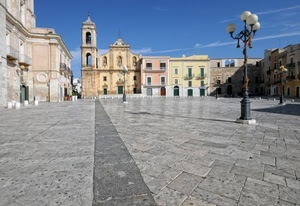 chiesa, piazza, lampione, campanile, lampioni, selciato, pavimentazione, case