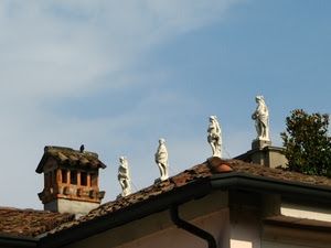 statue, tetto, comignolo, tegole, cielo, quattro, tetti, camino, grondaia