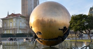 sfera, acqua, scultura, fontana, albero, monumento, oro, riflessi, piazza, alberi, riflesso