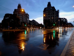 riflessi, luci, strada, palazzi, pioggia, notte, bagnato, notturno